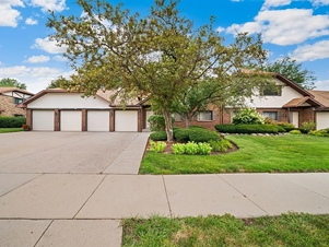 Single Family Homes for sale in Itasca,IL