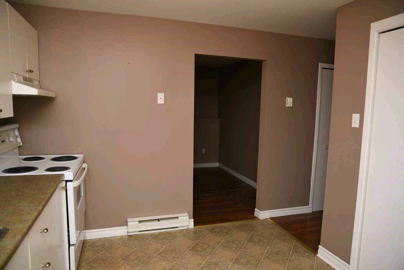 1 Bedroom With Office Space For Rent