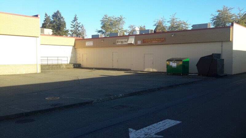 Retail/office Space Available In Downtown Qualicum Beach