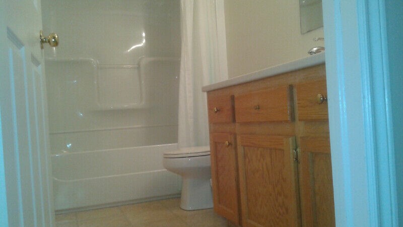 6 Bedrooms Townhouse Apartment For Rent