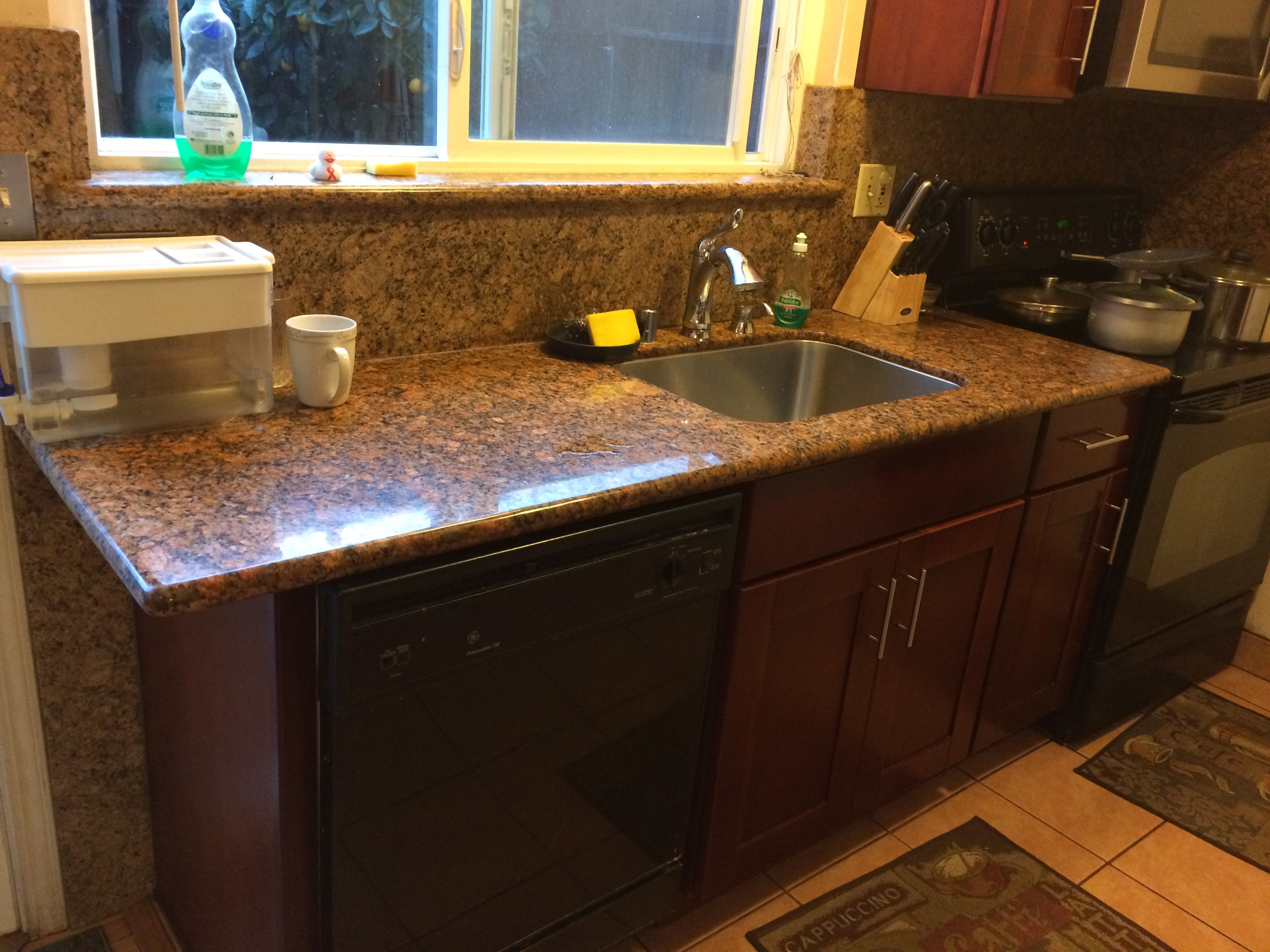 Updated 2BR Fremont Townhouse | Walk To BART | Parkmont Schools | Private Backyard | Available Late April