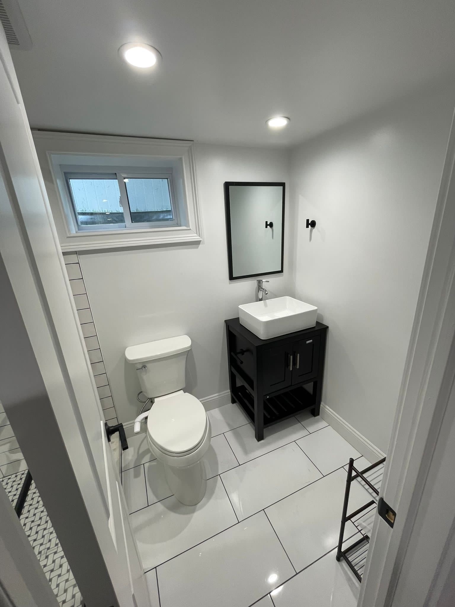 Brand New Fully Furnished 1 Bedroom For Rent