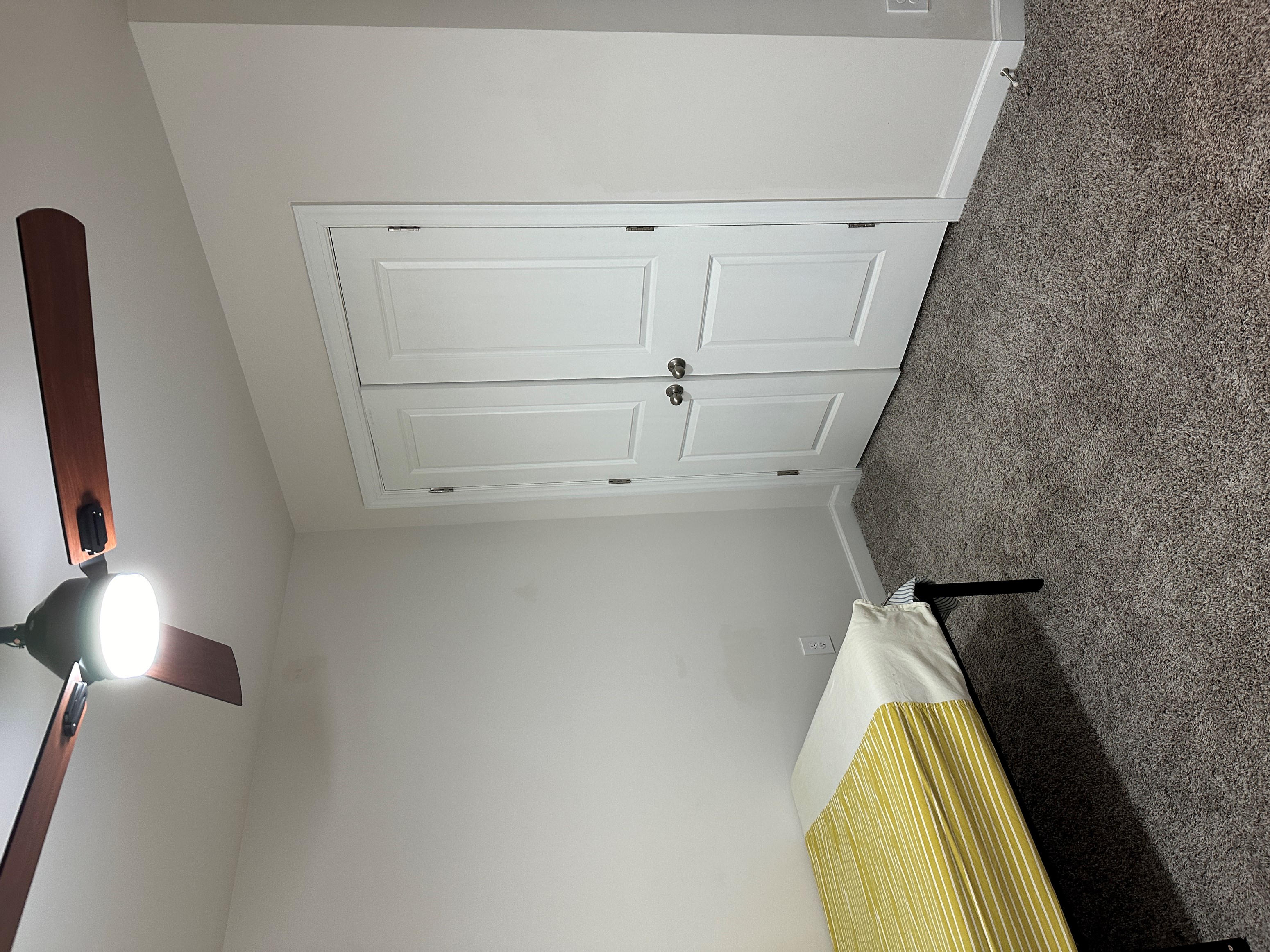 1 Single Bed Room With Shared Bath Is Available 