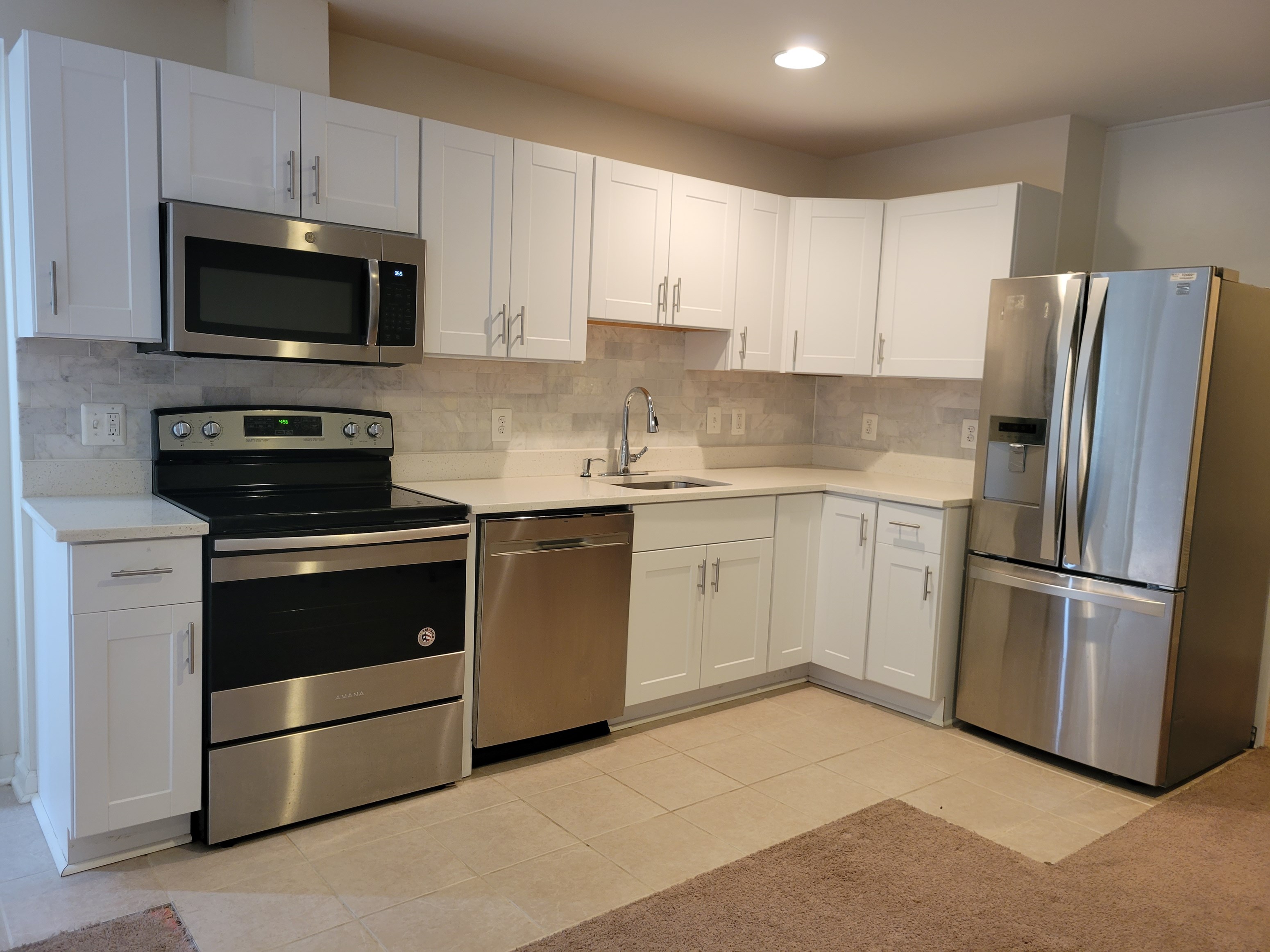 Basement Apartment 2 Bedrooms/Spacious Hall With Kitchen Available In Aldie/SouthRiding/Chantilly