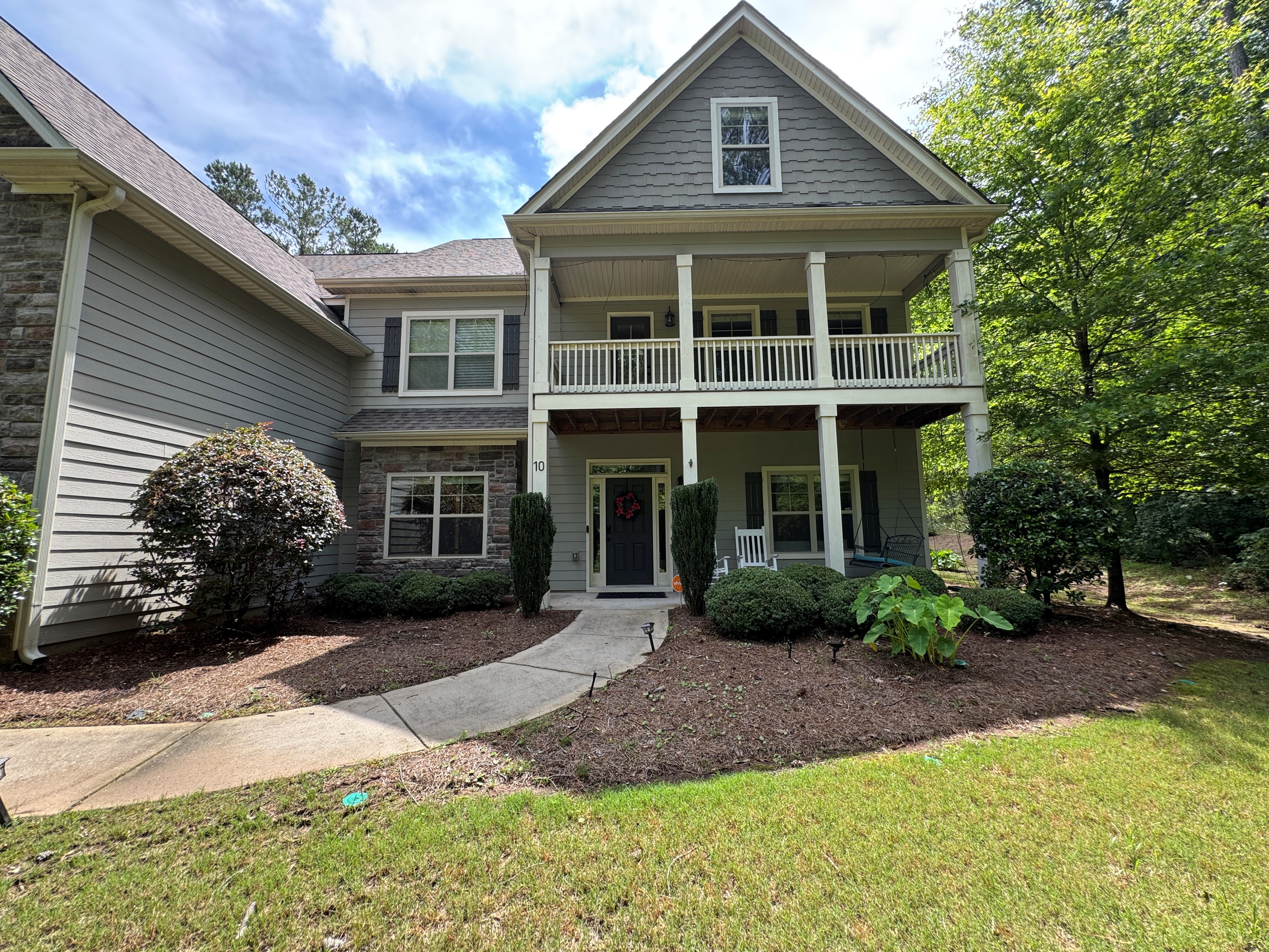 Beautiful 6BR/5BA  Home For Rent In Newnan – Ideal For Multi-Gen Families