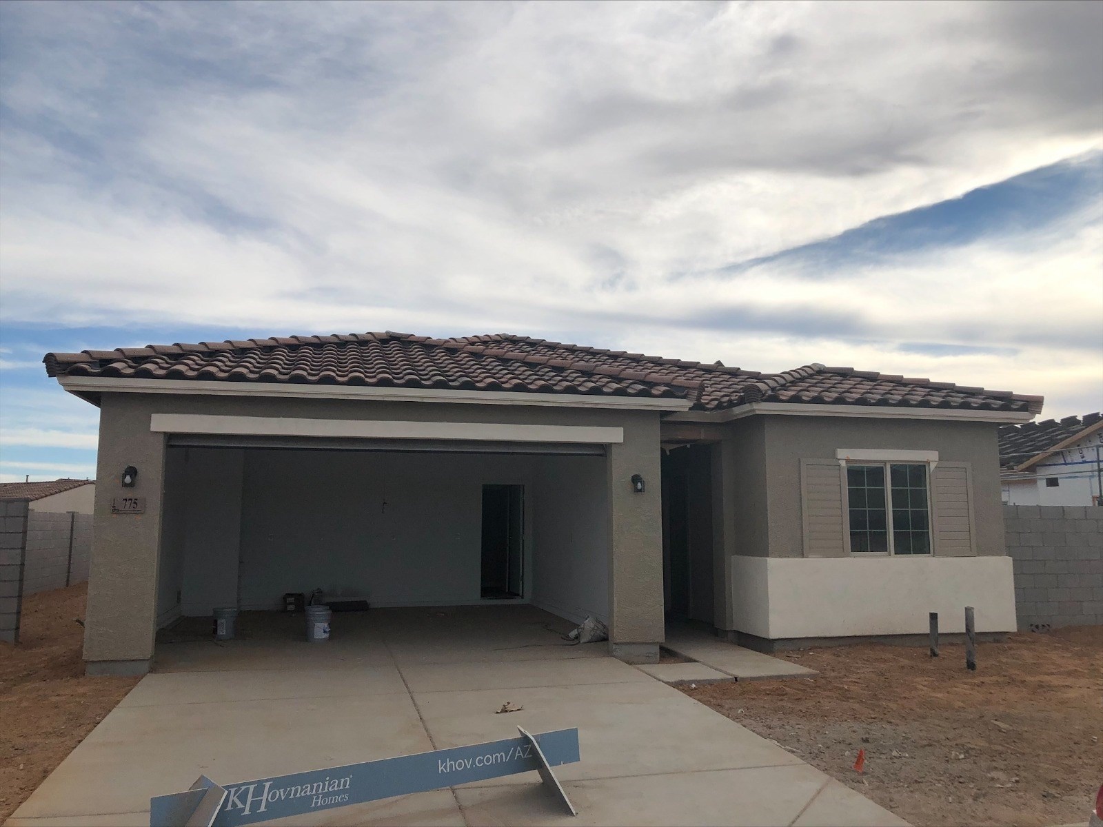5 Bedroom 3 Full Bath (Including Mother-in-Law Suite With Mini Kitchen, Bathroom And Space For Stackable Washer/dryer) House  Fo