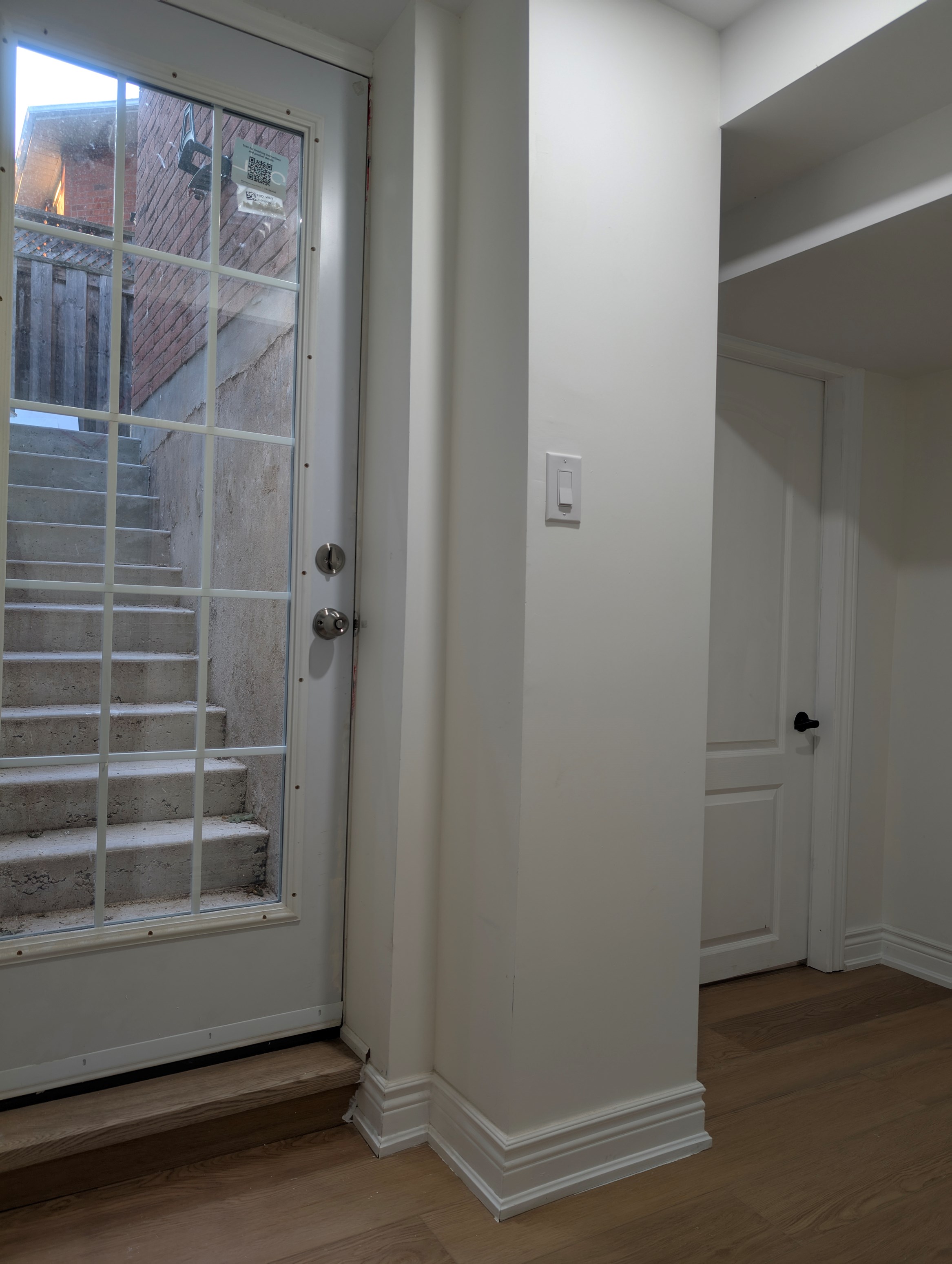 BRAND NEW LEGAL BASEMENT FOR RENT! - Mississauga