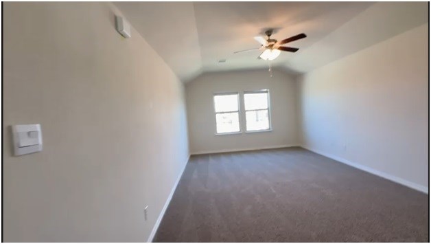 House For Rent – 4 Bed | 3 Bath | Garage | Spacious Lawn