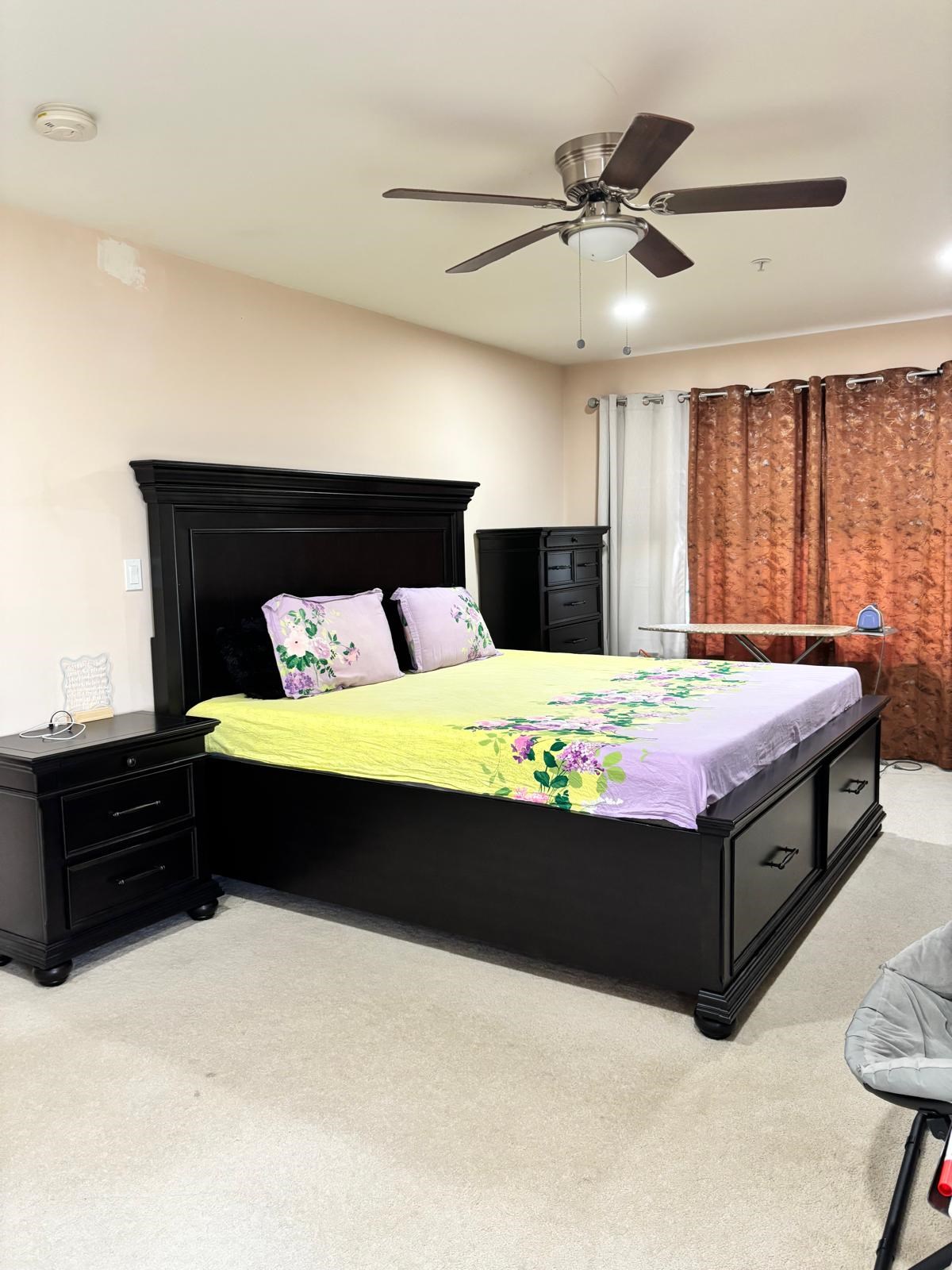 Comfortable 2bedroom 2full Bathroom Condominium With Basement Office, Additional Living Area And Big Closets In Basement.