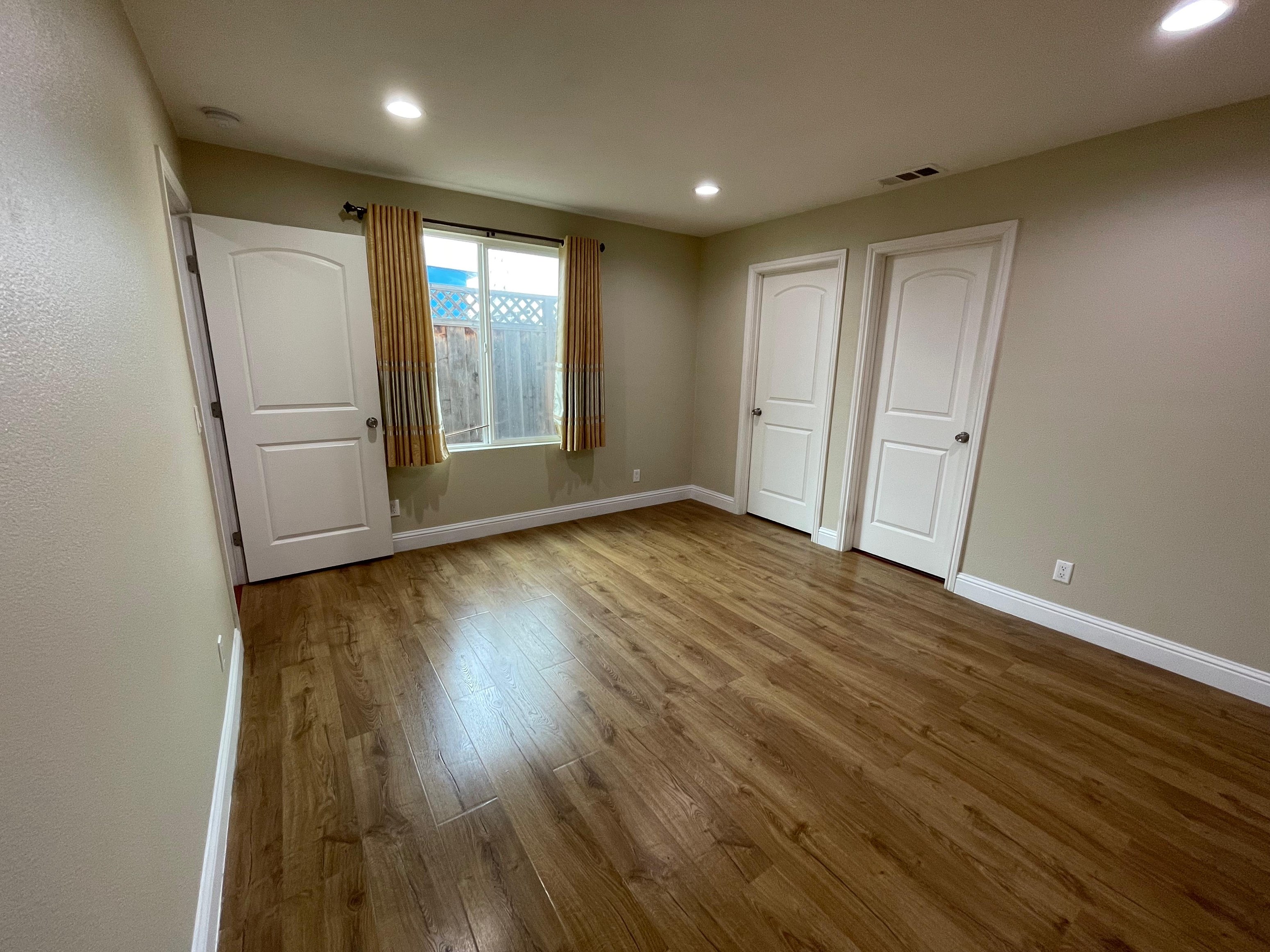 ADU 1b/1bath Available