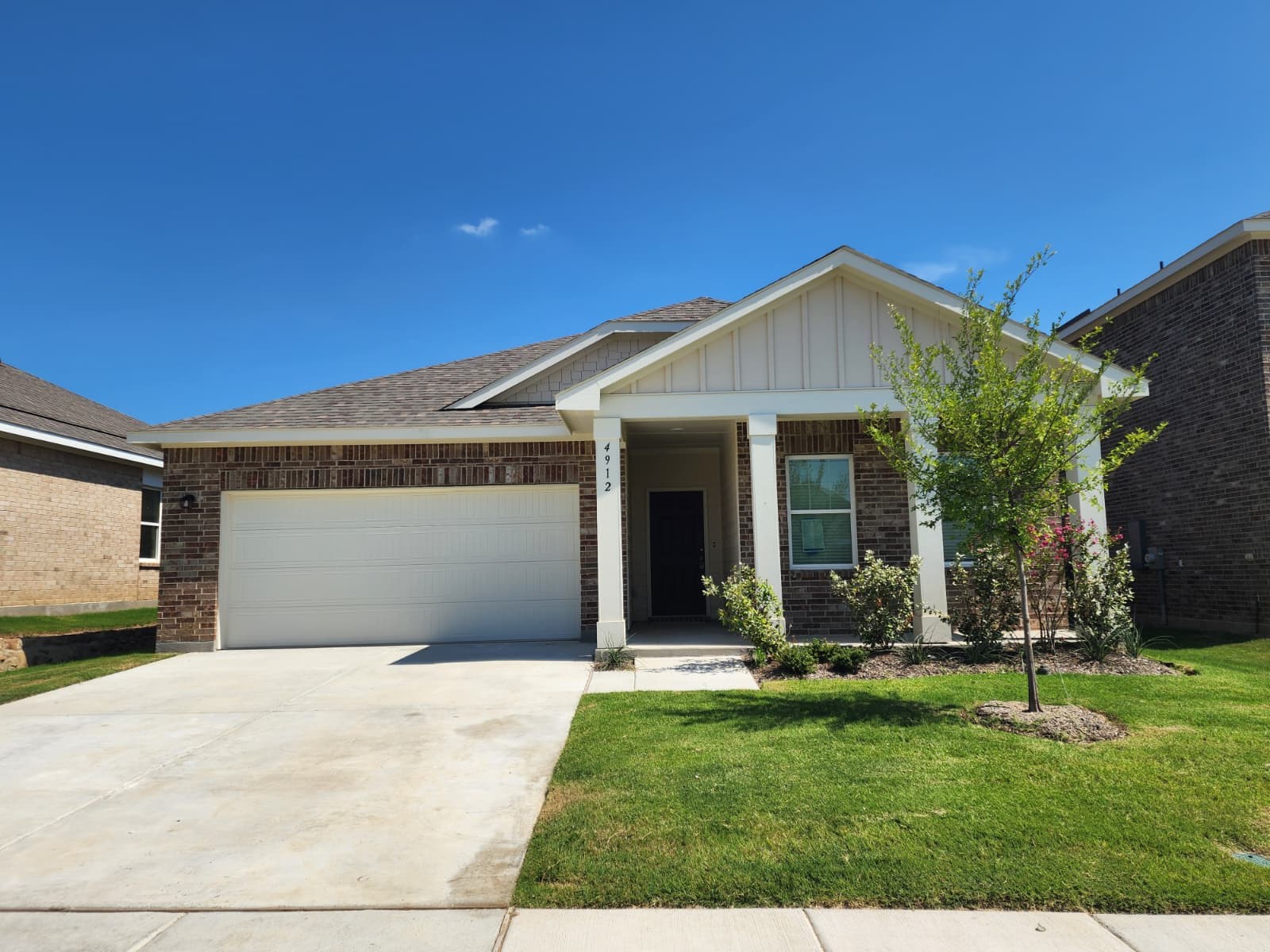 Brand New Construction Home For Rent In Fortworth Saginaw Area