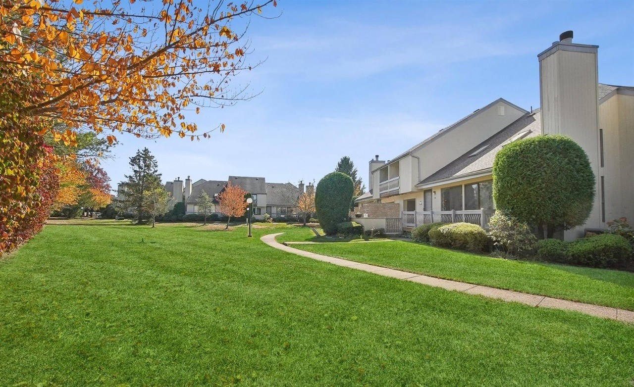 Beautiful East Facing Condo With Patio, Deck, Garage + 1 Parking, Private Balconies, And Basement.