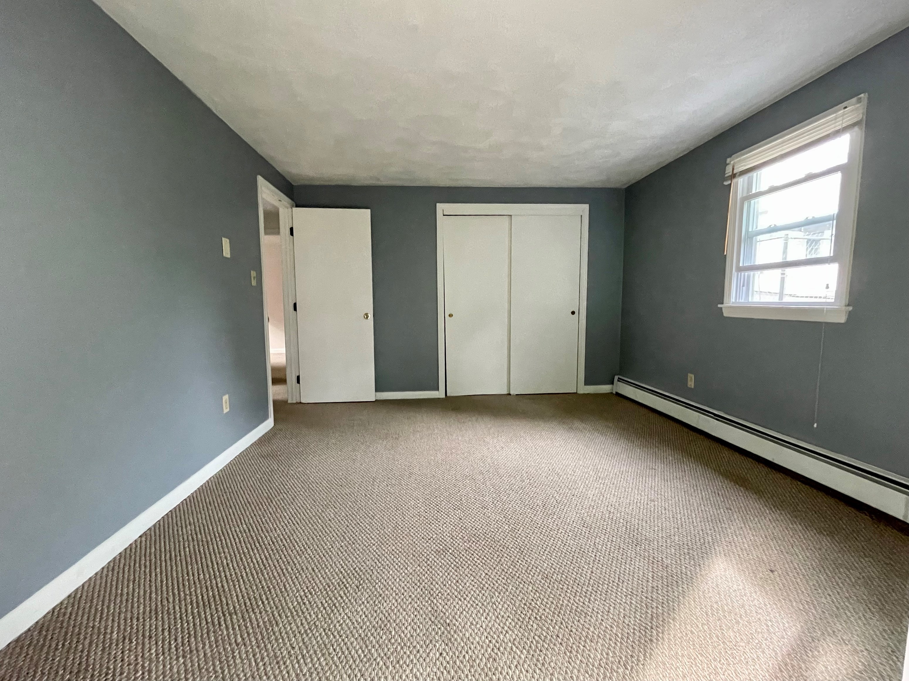 Sunny And Spacious 3-bedroom Apartment On Madison Avenue In Arlington