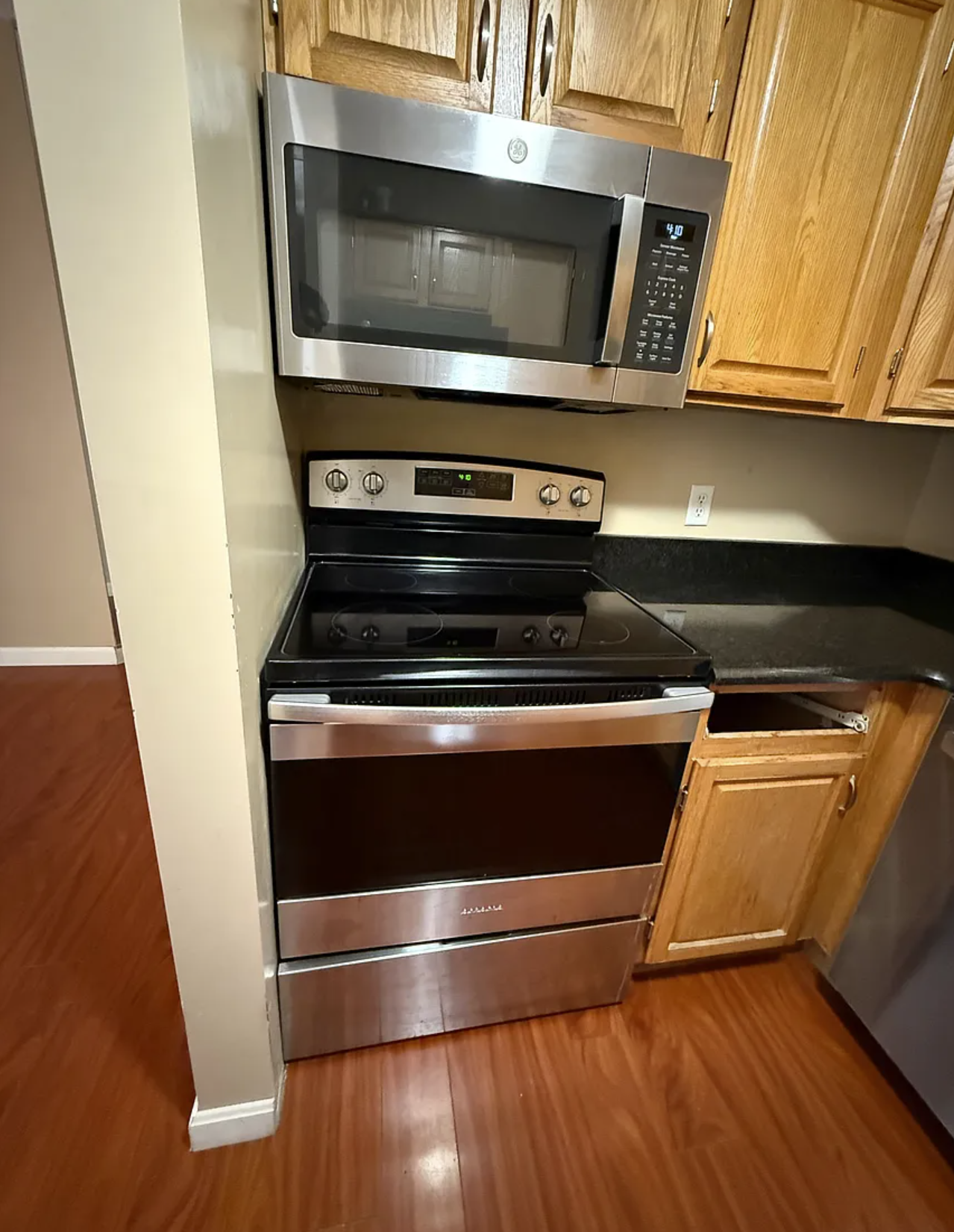 Beautiful 1-Bedroom Condo For Rent The Cove At Wenscott, North Providence, RI