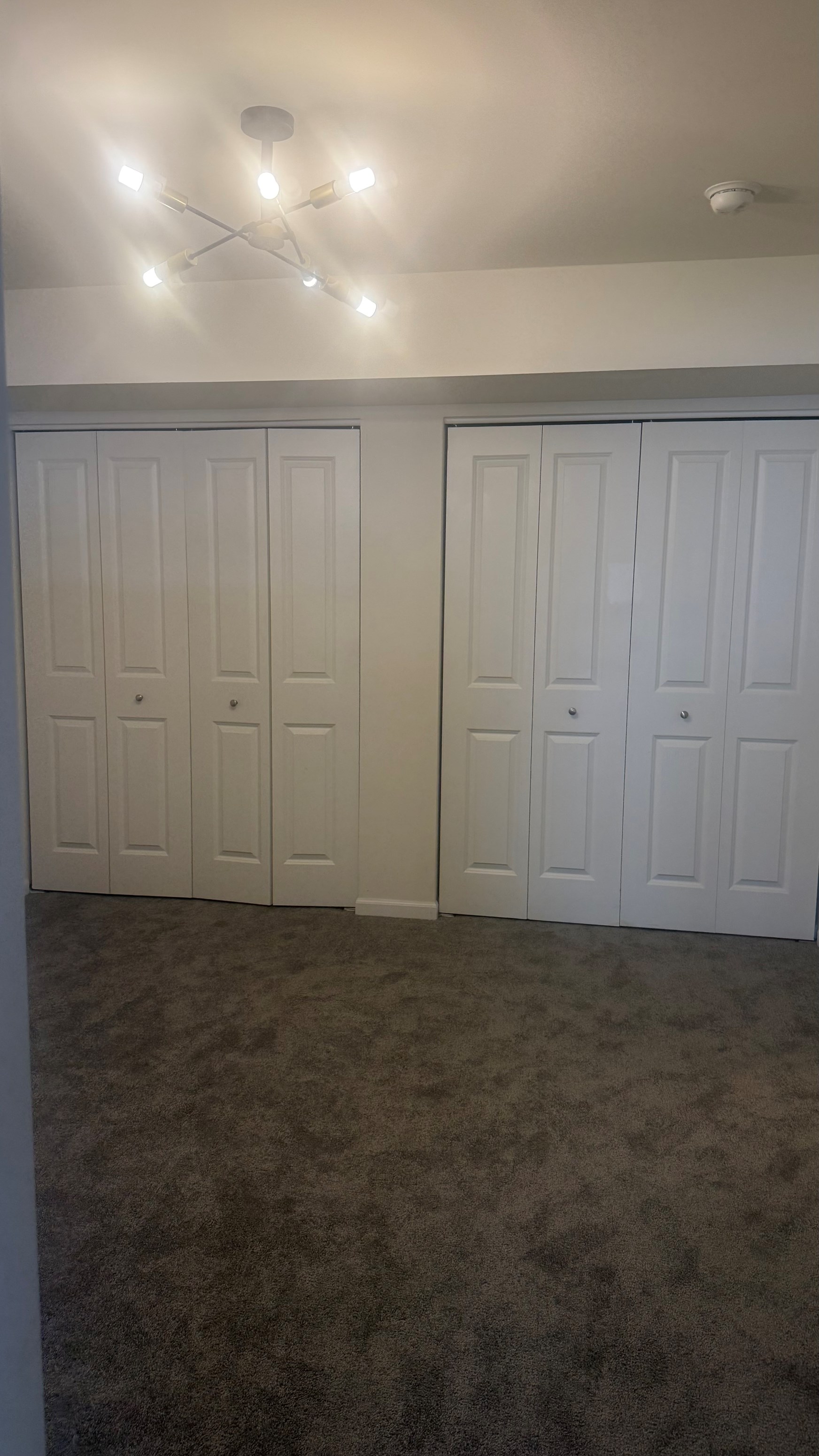 Shared Accommodation Available 2 Seperate Private Rooms With Full Bath In Town House In Aurora,IL