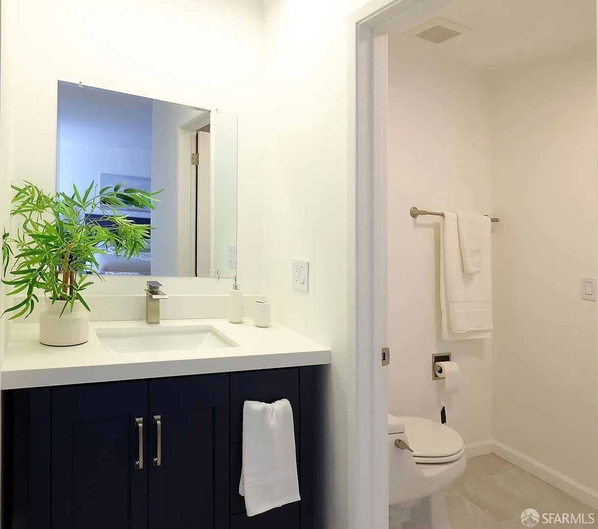 Bright And Stylish 2BR Fremont Condo With Upgraded Kitchen