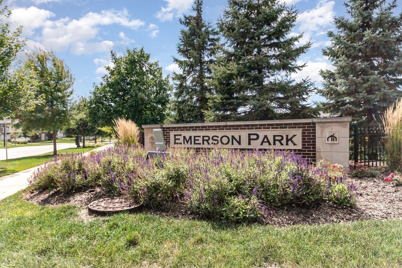 Beautiful 3 Bedroom End Unit