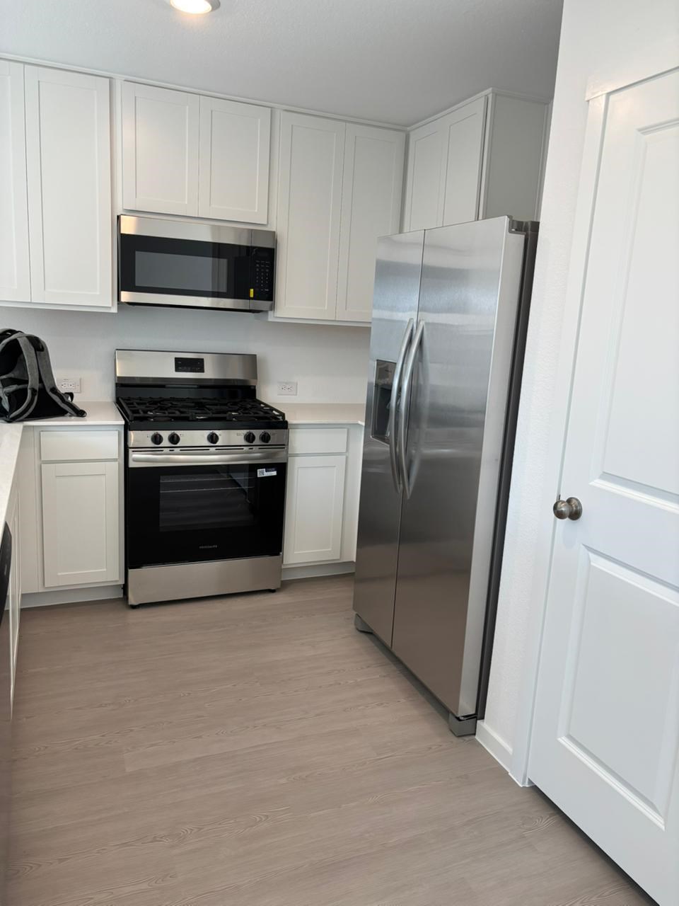 Brand-New Single-Family (4 Bed, 2 Bath ) 