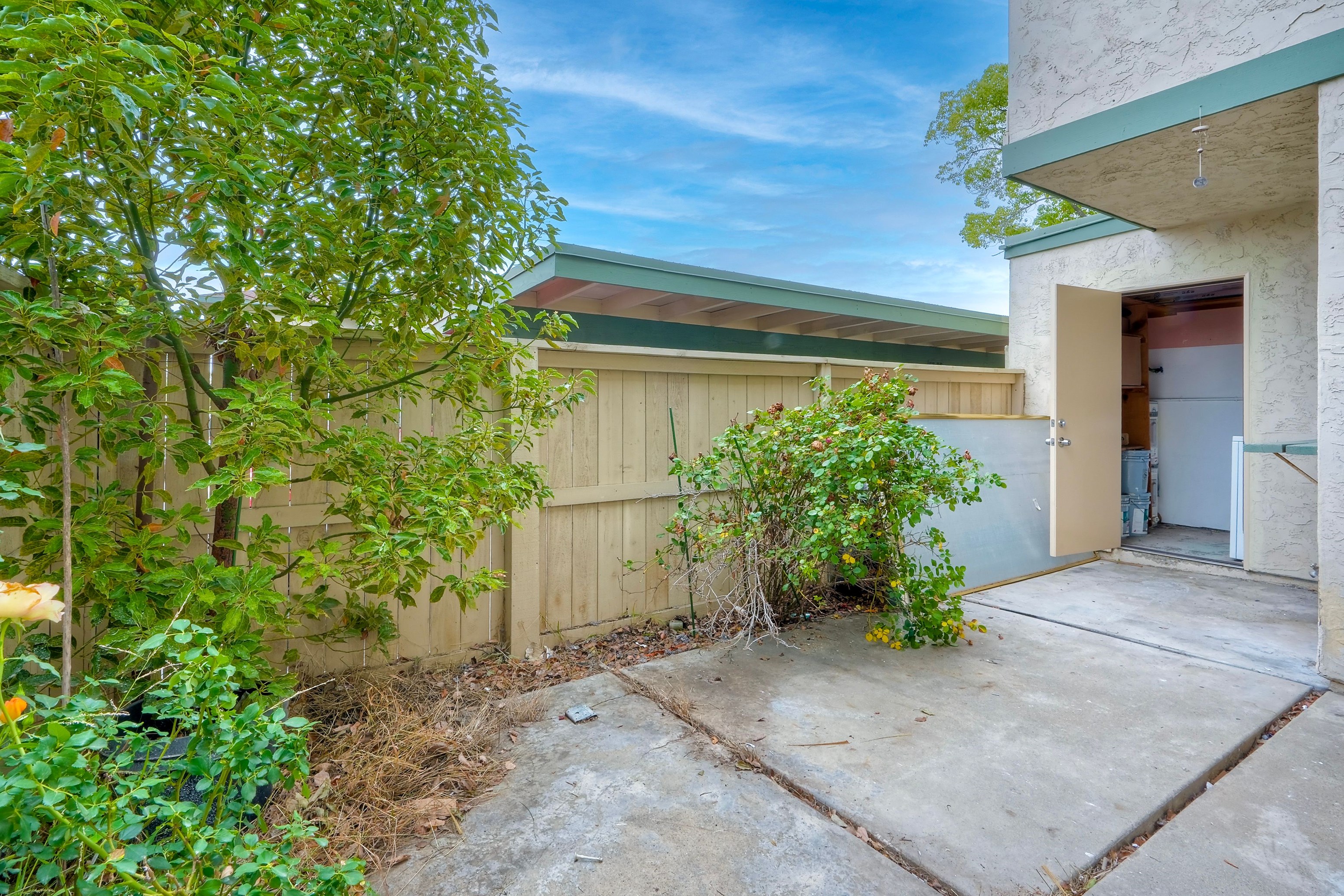 3 Bed Townhome In Mira Mesa For Rent