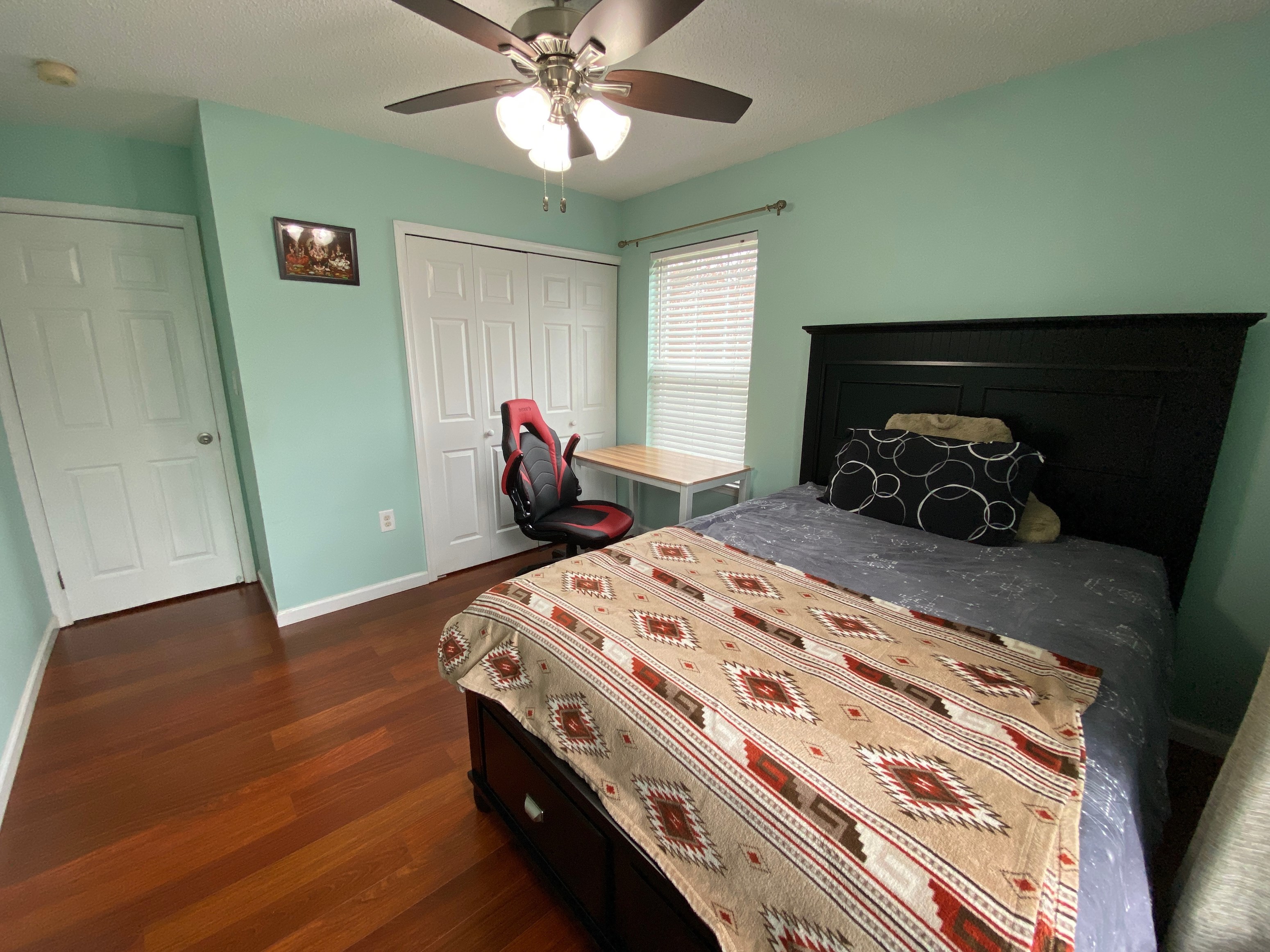 3 Bed 3 Bath Townhome For Rent