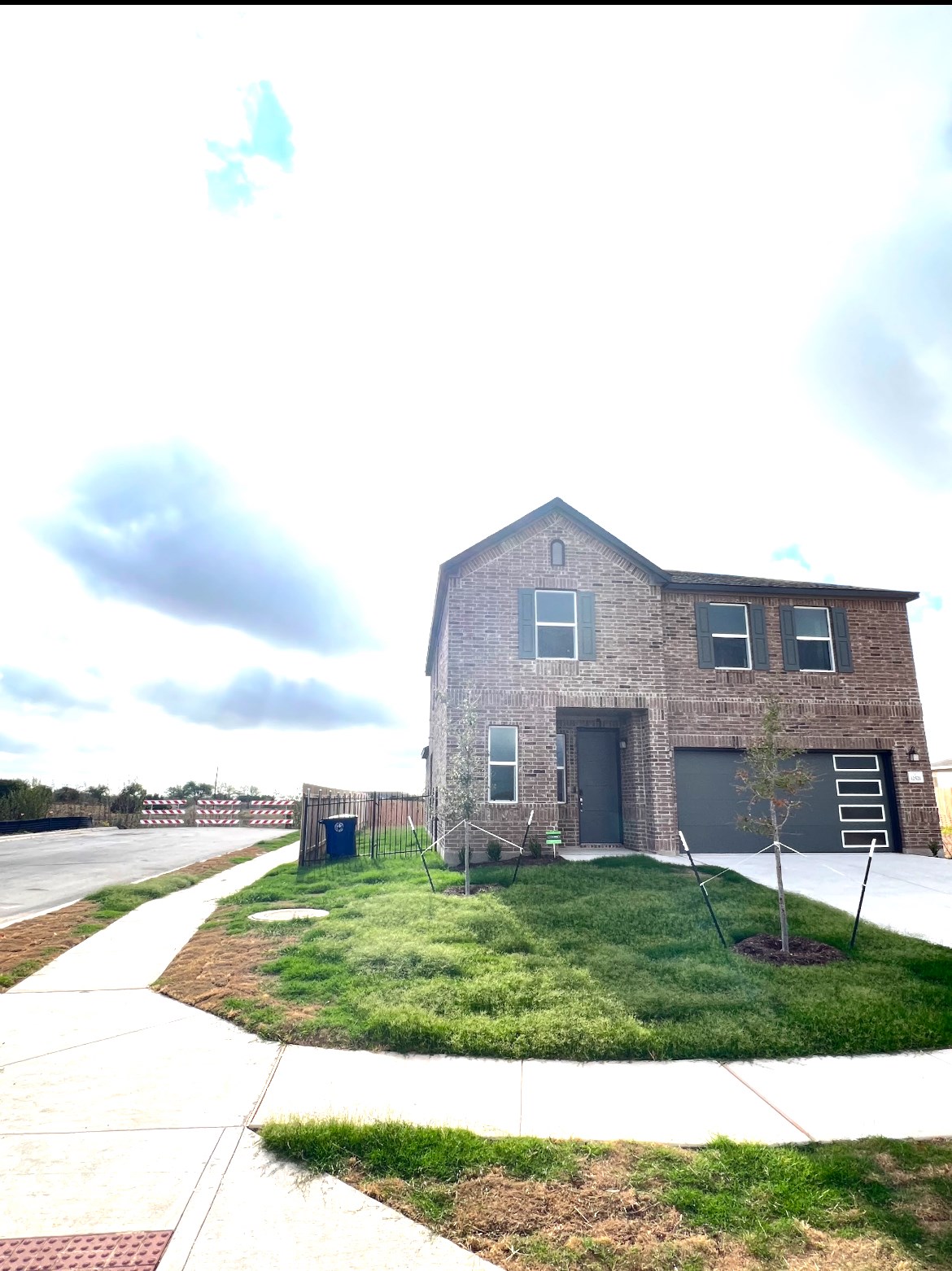 Luxury 1BHK Apartment With Private Backyard – Tech Ridge, Austin