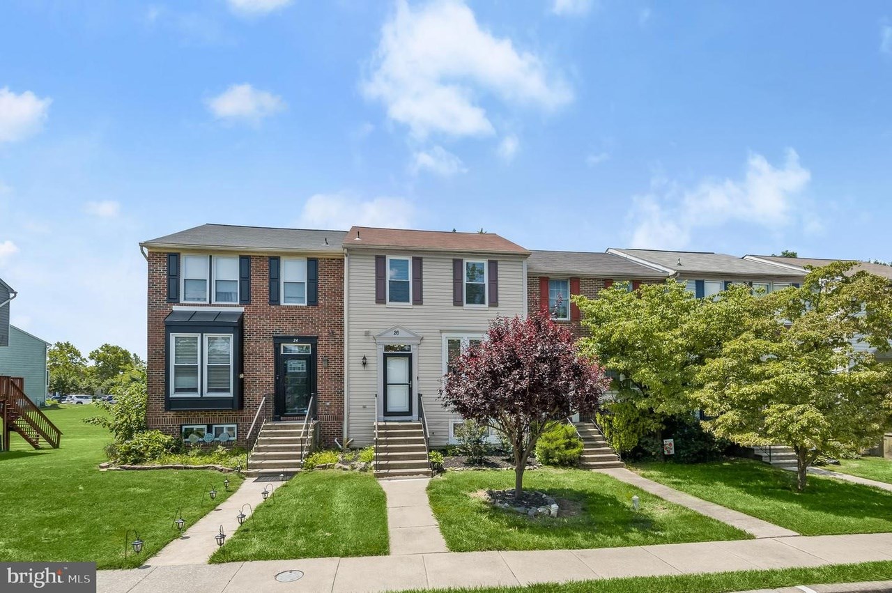 Gorgeous TownHouse For Rent