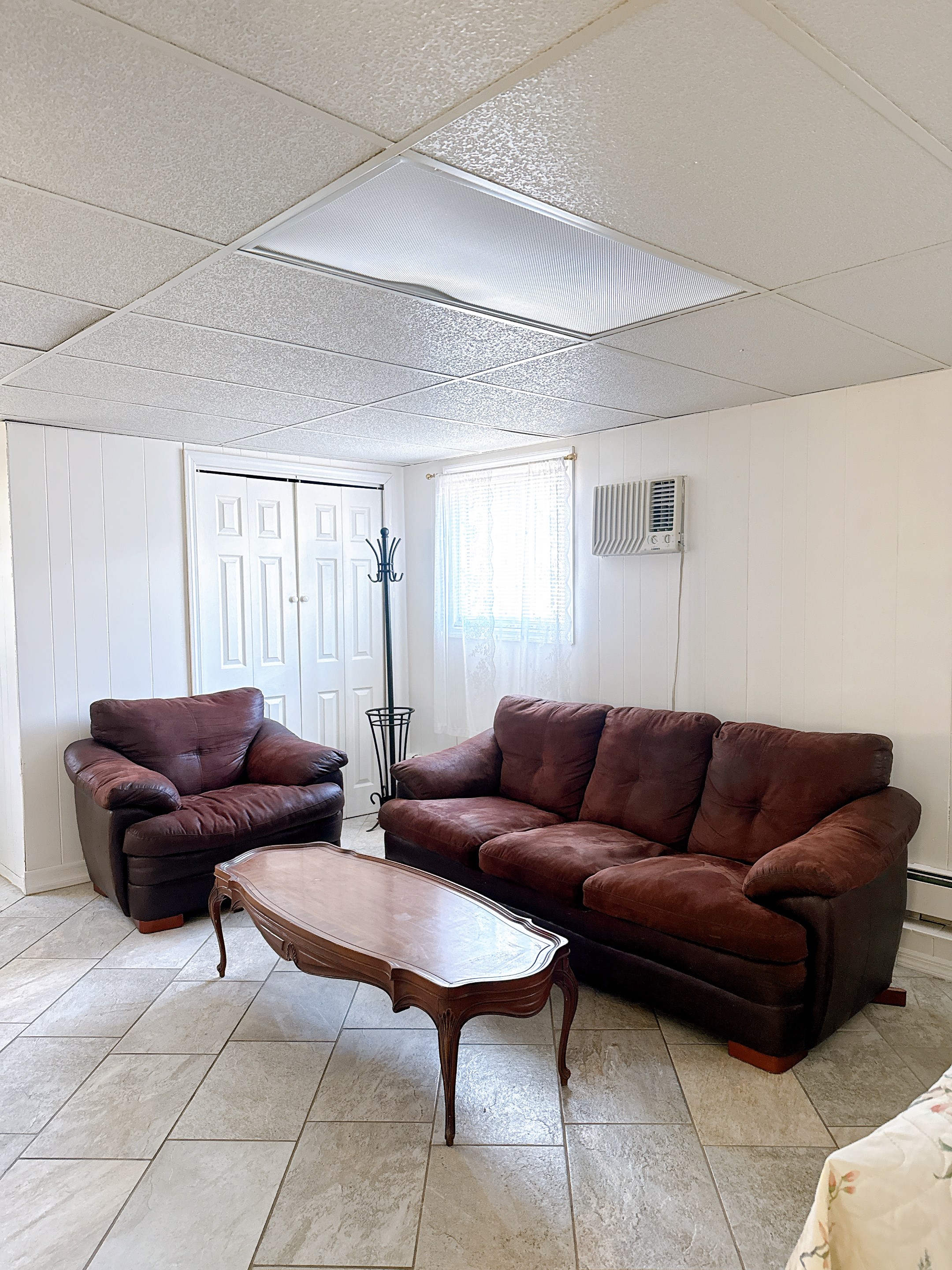 SPACIOUS STUDIO APARTMENT FOR RENT IN RONKONKOMA, NY - UTILITIES INCLUDED