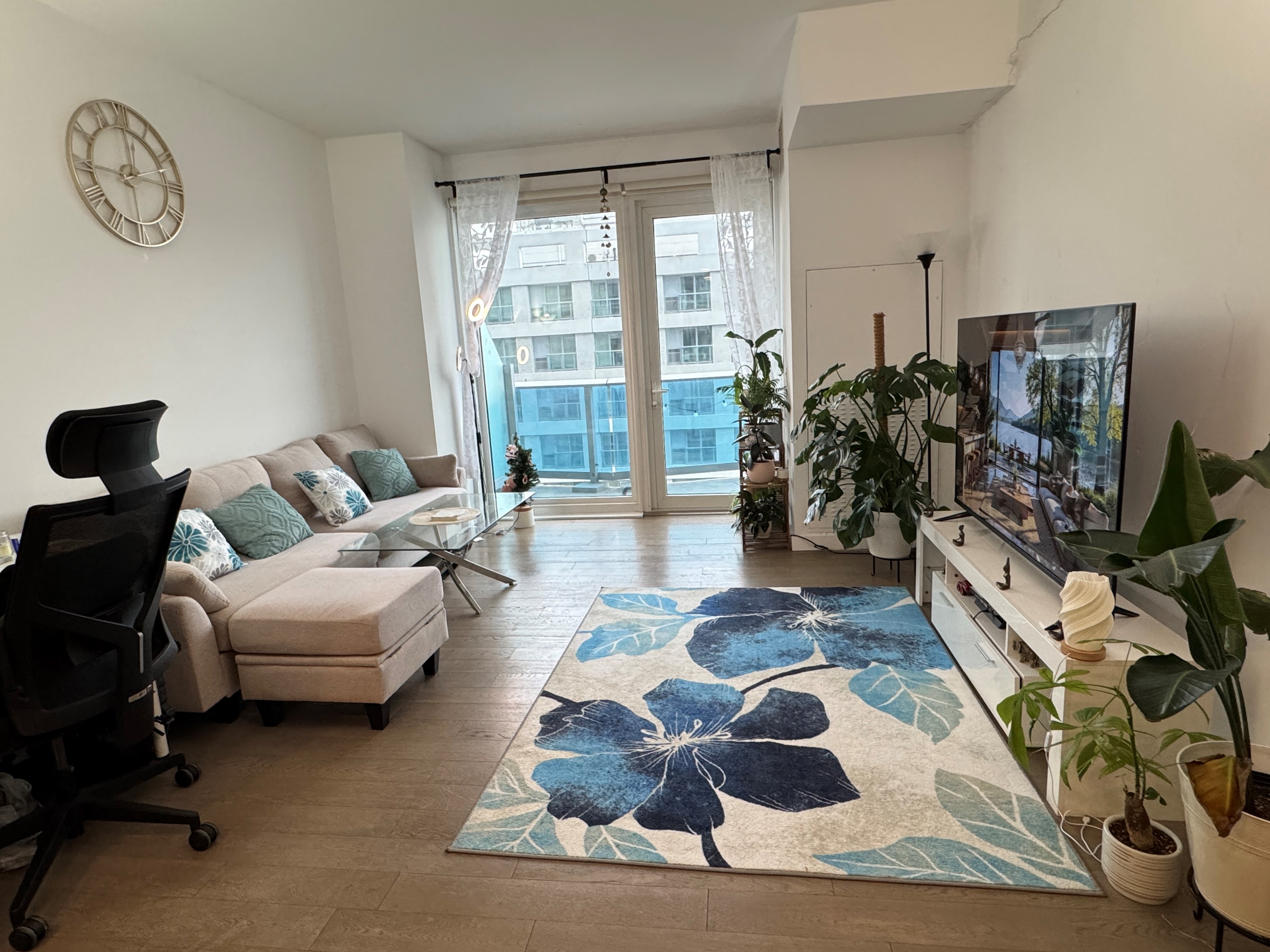 Luxury Listing Lease Transfer.