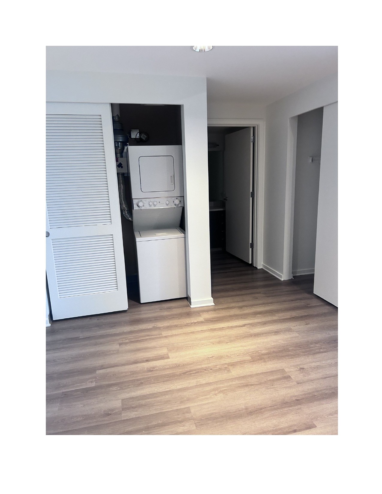 1BR 34 Floor Apt Sunrise-mt (Seattle Convention Center