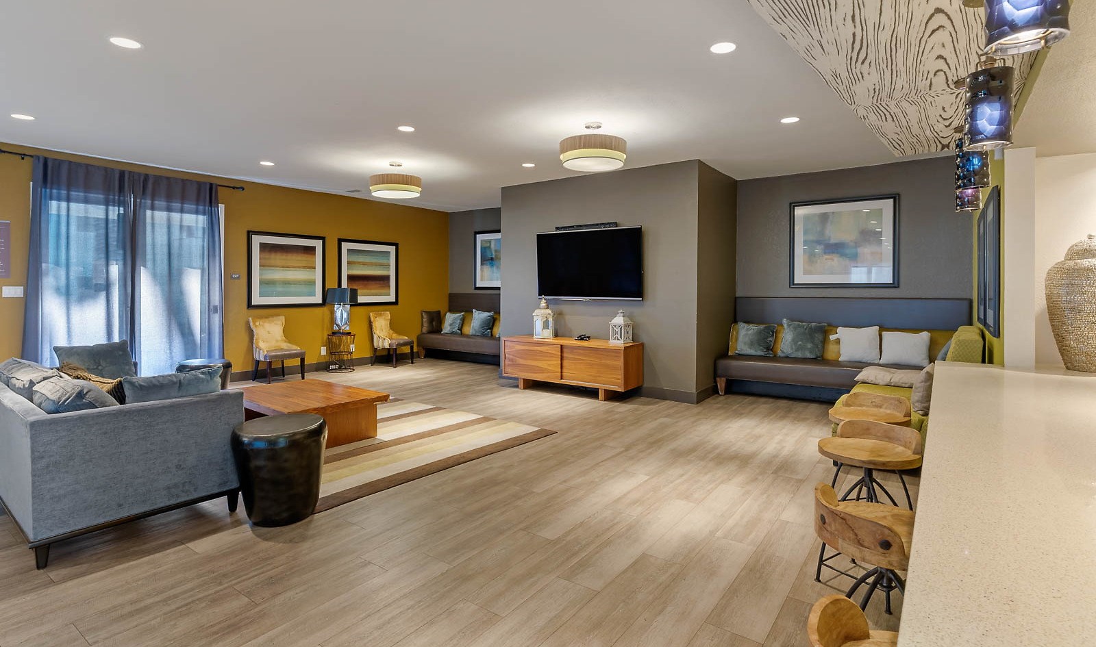 Looking For A Roommate Who Can Co -sign Lease From April End At Sage Or Citigate, Cupertino