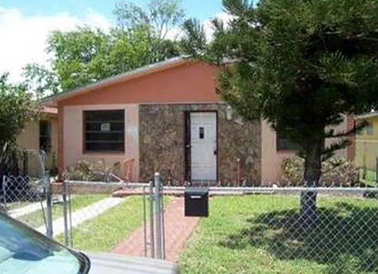 SINGLE FAMILY HOME FOR RENT