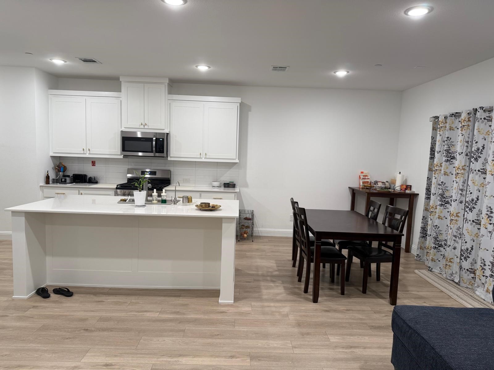 Bright & Secure Room In Modern Townhome – $700/month