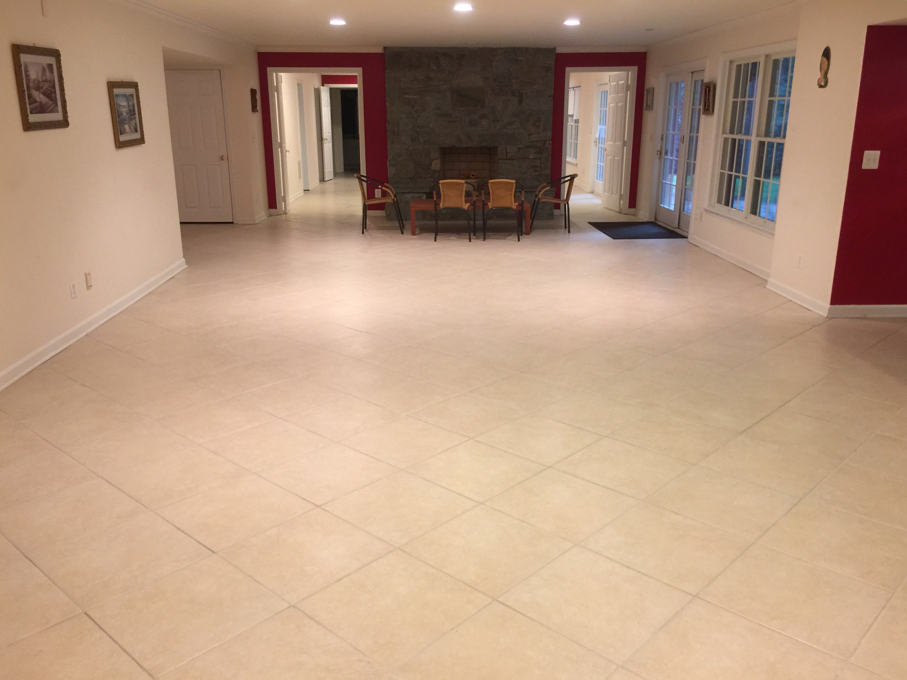 Lower Level With A Separate Entrance In A Single Family Home In POTOMAC (Washington D.C Metro Area)