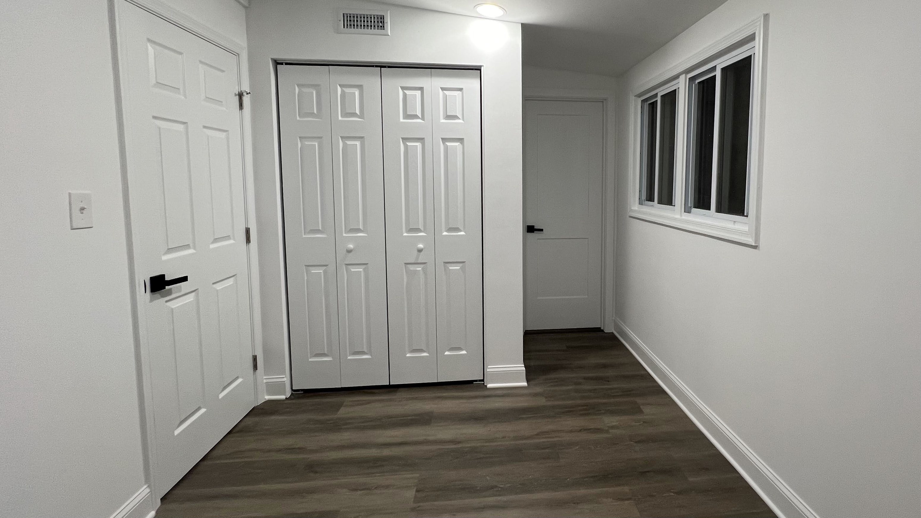 Private One Bedroom With Attached Bathroom With Separate Entrance For Rent In Rockville