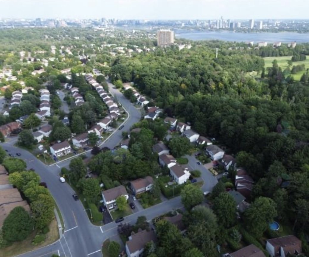 Modern 3-Bedroom Semi-Detached Home With 1.5 Baths