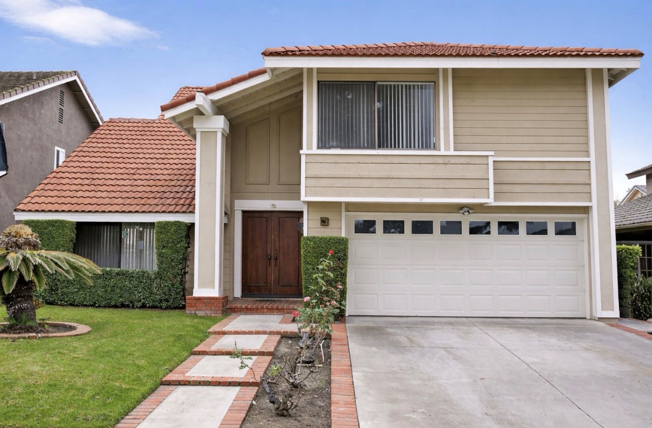 Fablous Irvine Location - End Of A Cul-de-sac Park View