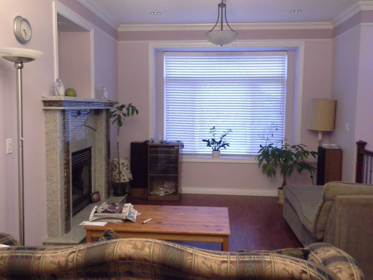 Seeking Female Roommate