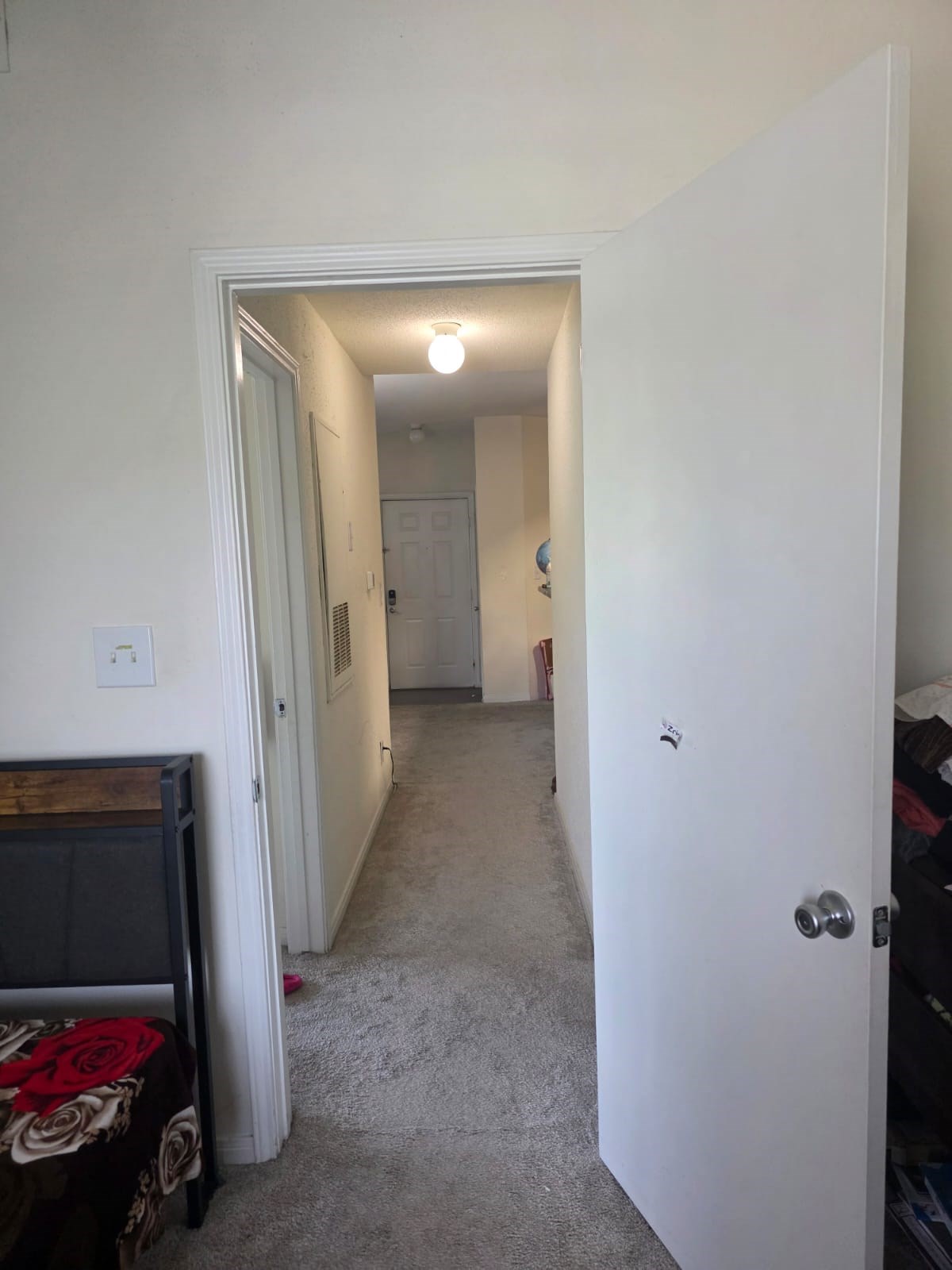 Fully Furnished 1BR Den (843 Sq Ft) | June 1st Move-in | Near McNair Elementary School