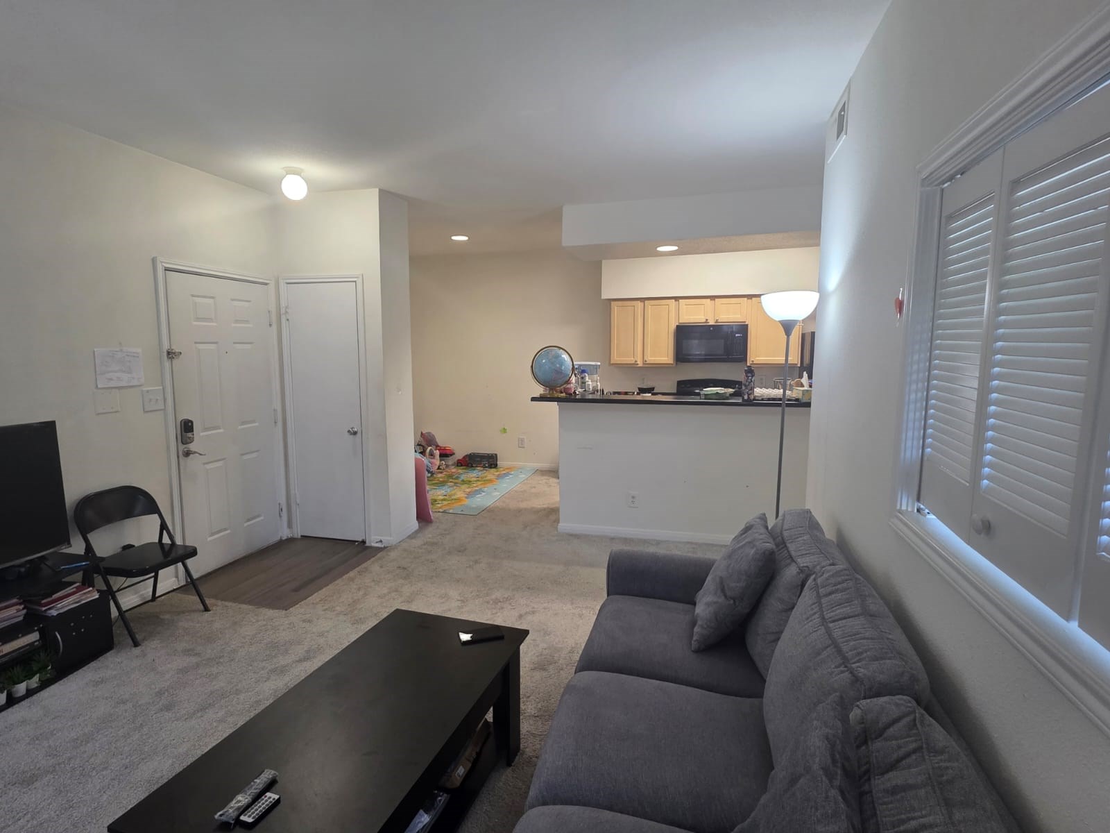 Fully Furnished 1BR+Den (843 Sq Ft) | May 1st Move-in | Near McNair Elementary School & Silver Line