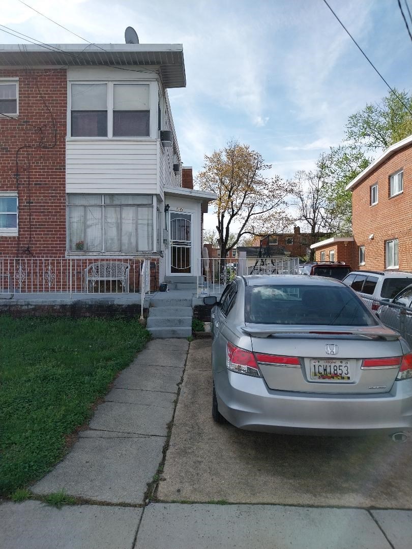Basemet Apartment  Location Very Close To University Of Maryland And 5 Miles Away From Washington Dc.