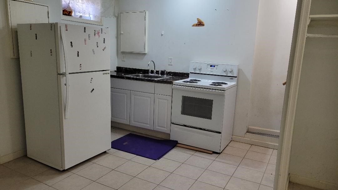One Bedroom Basement Apartment Location   Very Close To University Of  Maryland    5miles Away From Washington Dc.