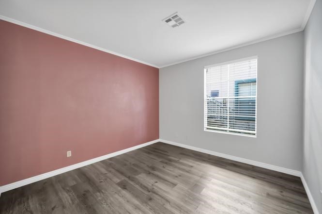2 Br/2ba Condo For Rent In 92128