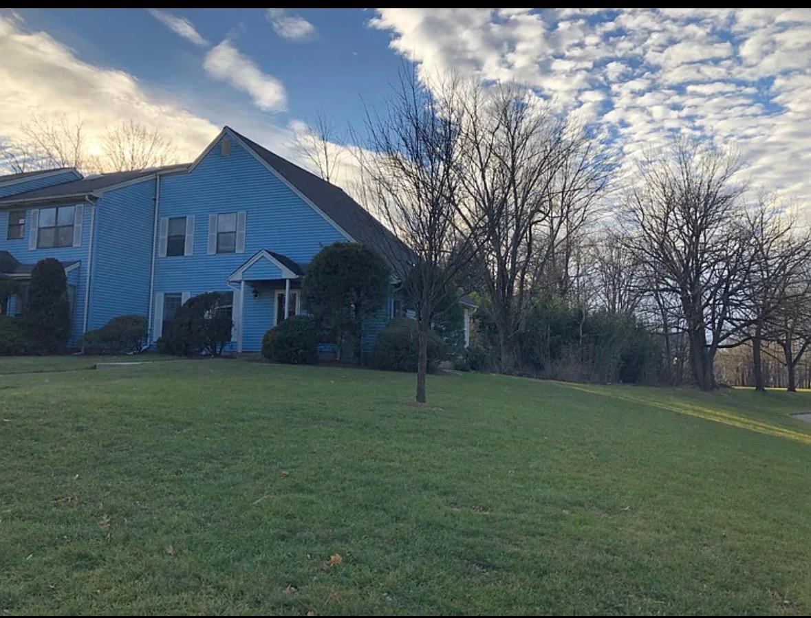 Maples, North Edison, NJ 08820