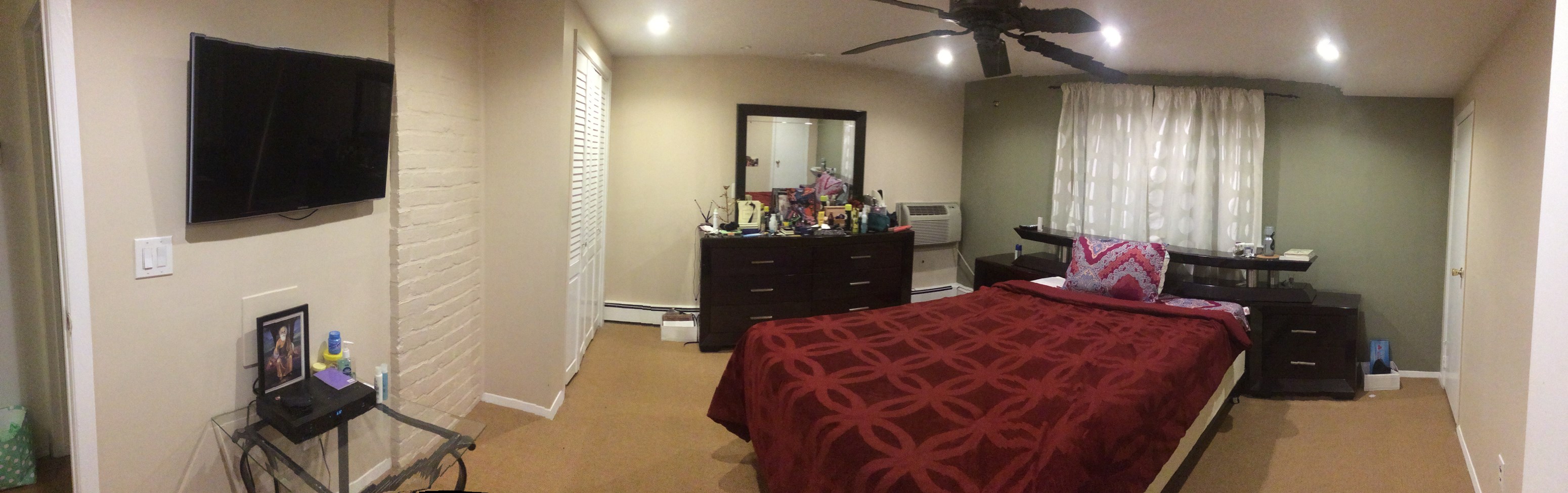 Huge 5BR 2 Bath House Available For Rent In Hicksville, Near To Public Transport, Grocery Stores Etc.