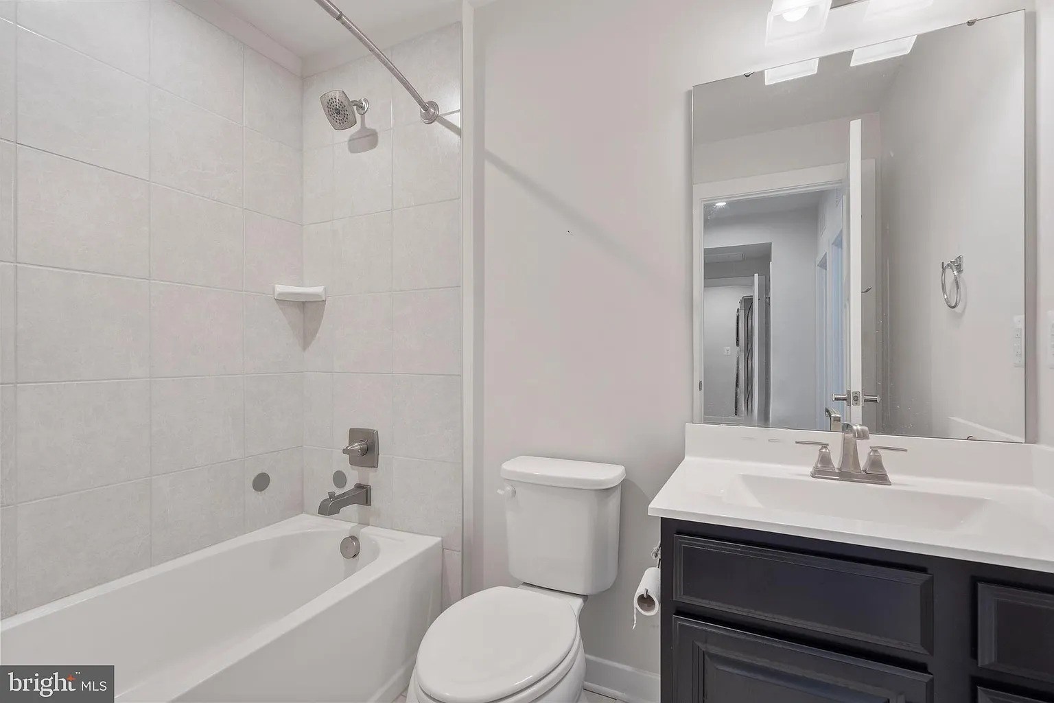 Top-Rated Oakdale Schools | 3BR Townhome | Spice-Friendly Kitchen | Near I-70