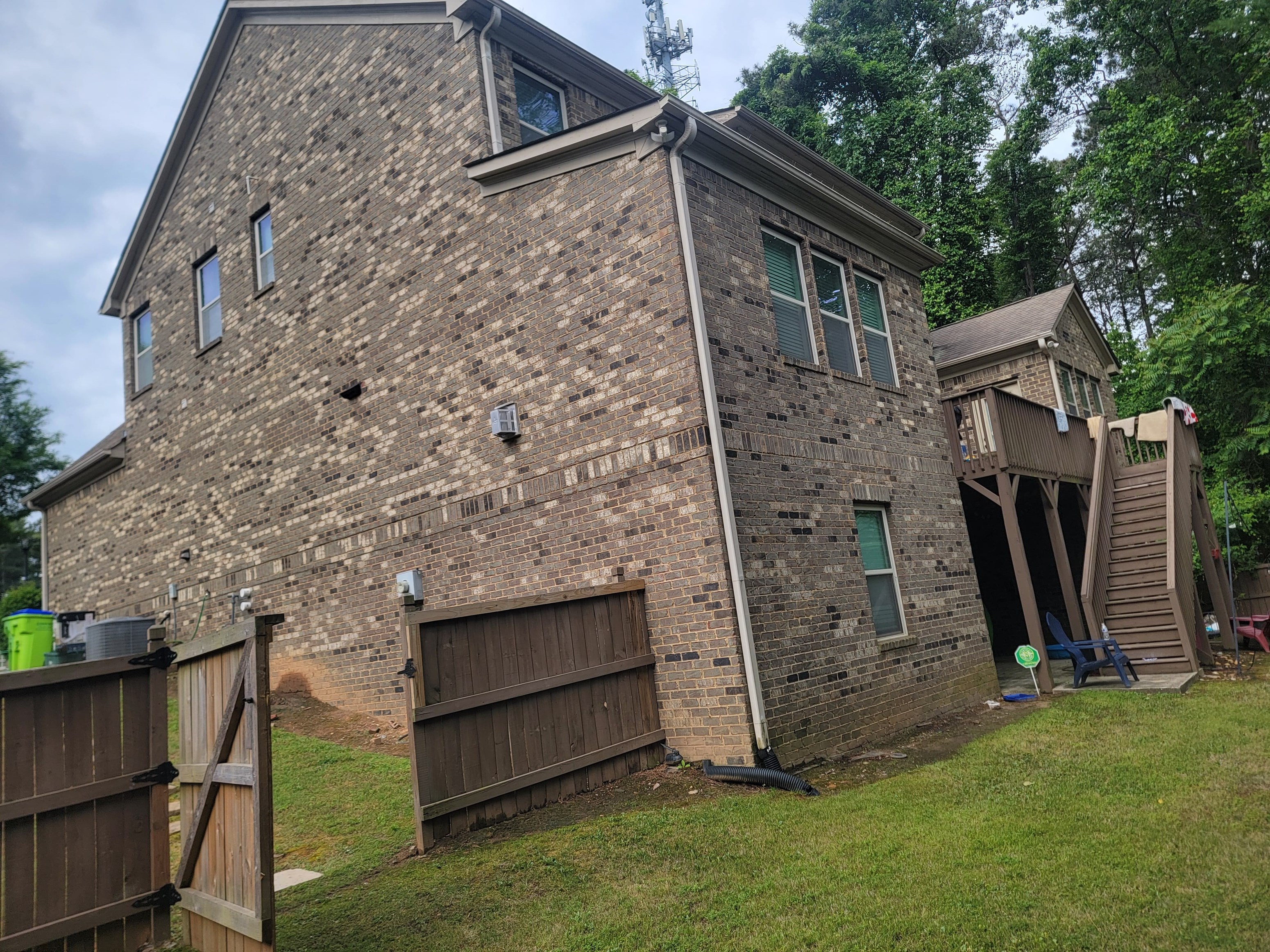 Family Home In Dunwoody