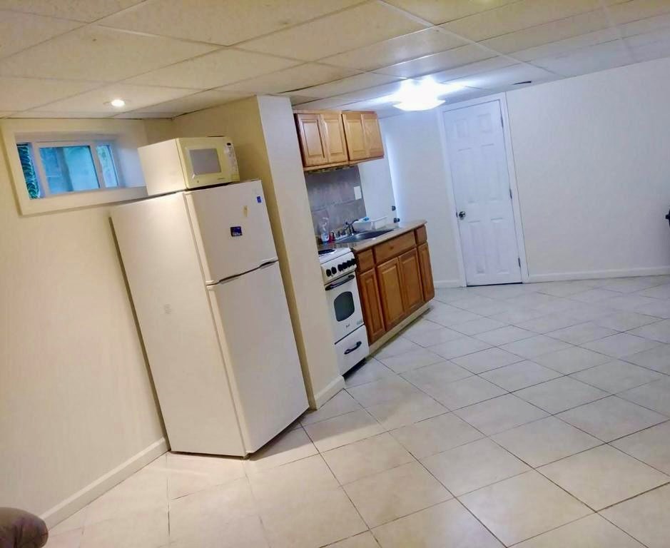Click to Enlarge One Bedroom Kitchen Living & Full Bath Including Utilities