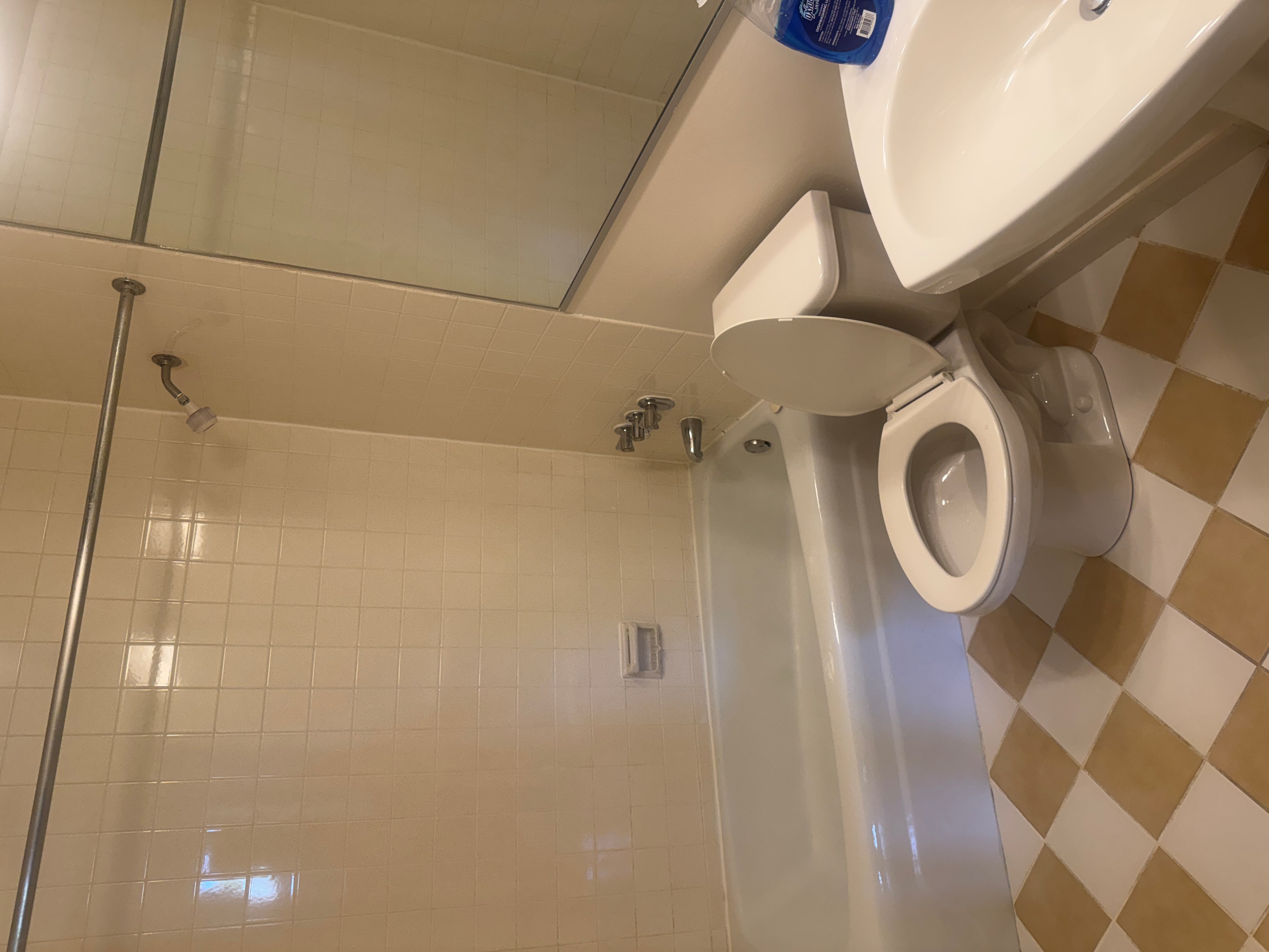 1-Bed, 1-Bath Apartment In Schaumburg, IL