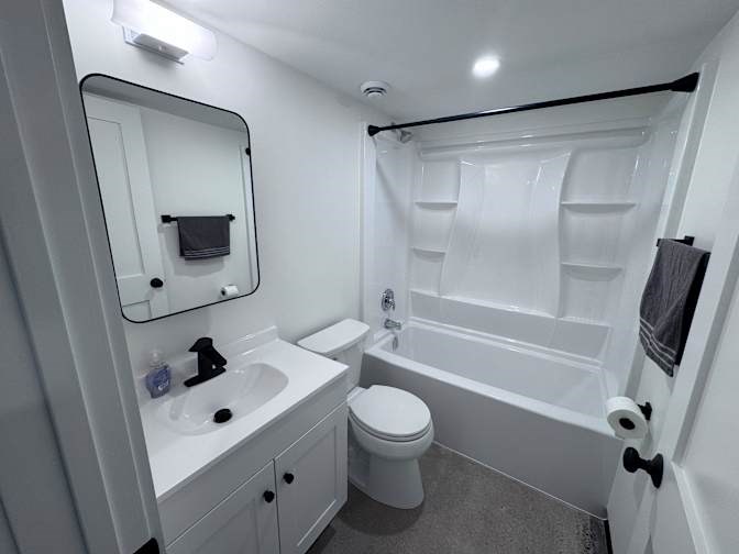 Private Room With Shared Bathroom In York Crosstow