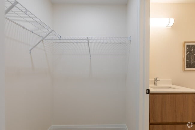 Banwell Court Apartment In Windsor